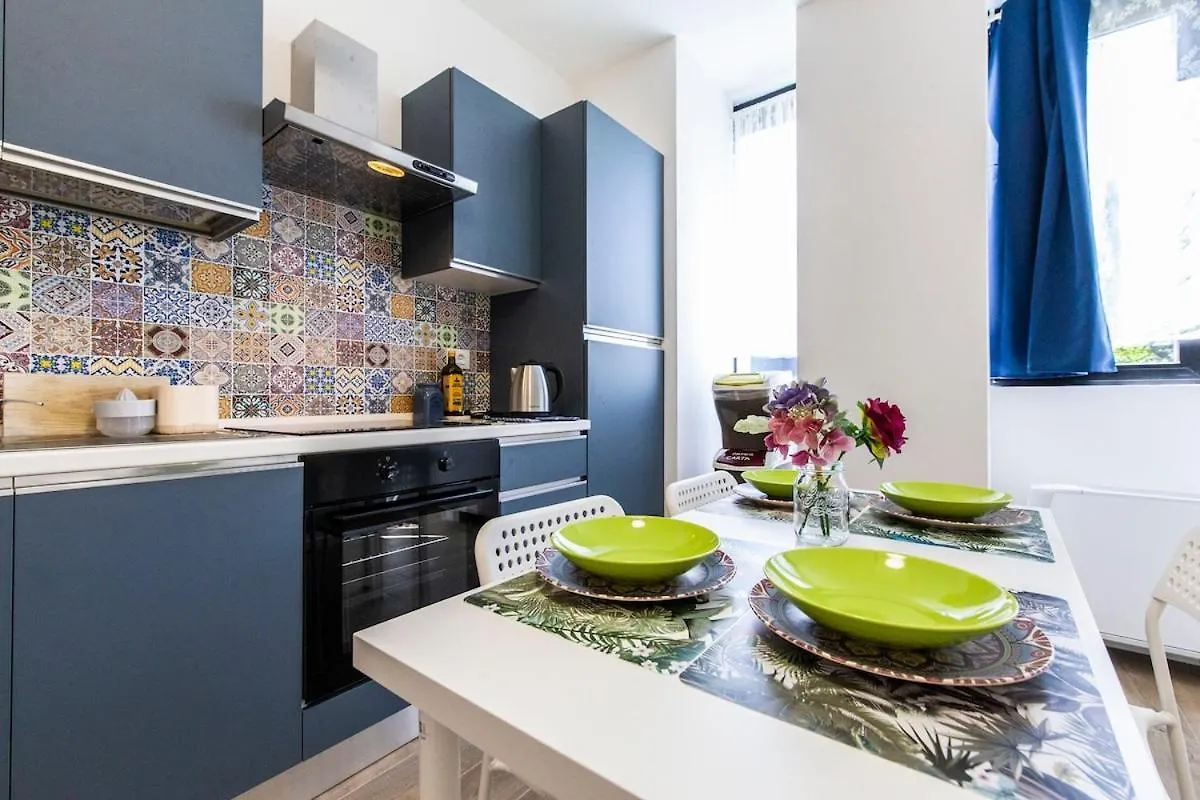 La Noto Milano Apartment 0*, Milan